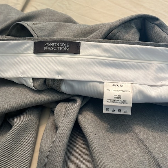 Kenneth Cole Reaction gray heather dress pants. 40 waist 32 inseam - Picture 5 of 6